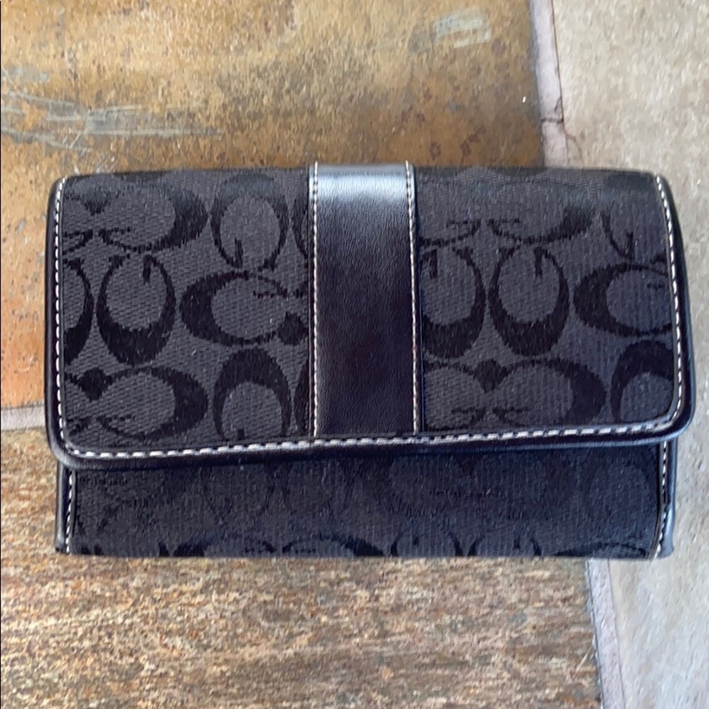 Black wallet